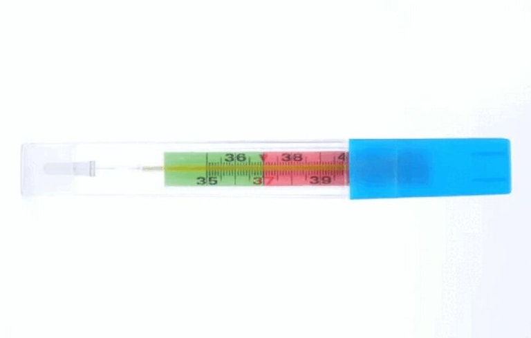 Термометр медицинский ртутный с цветной шкалой в пластиковом футляре