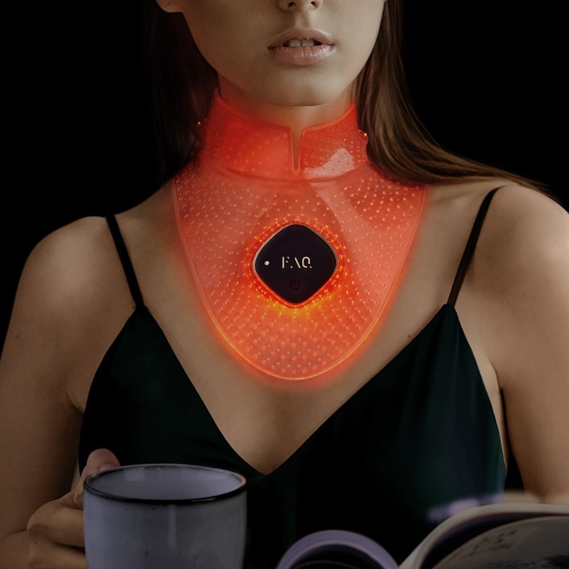 Foreo FAQ 211 LED-Маска для шеи и декольте ультралегкая с 7 типами света